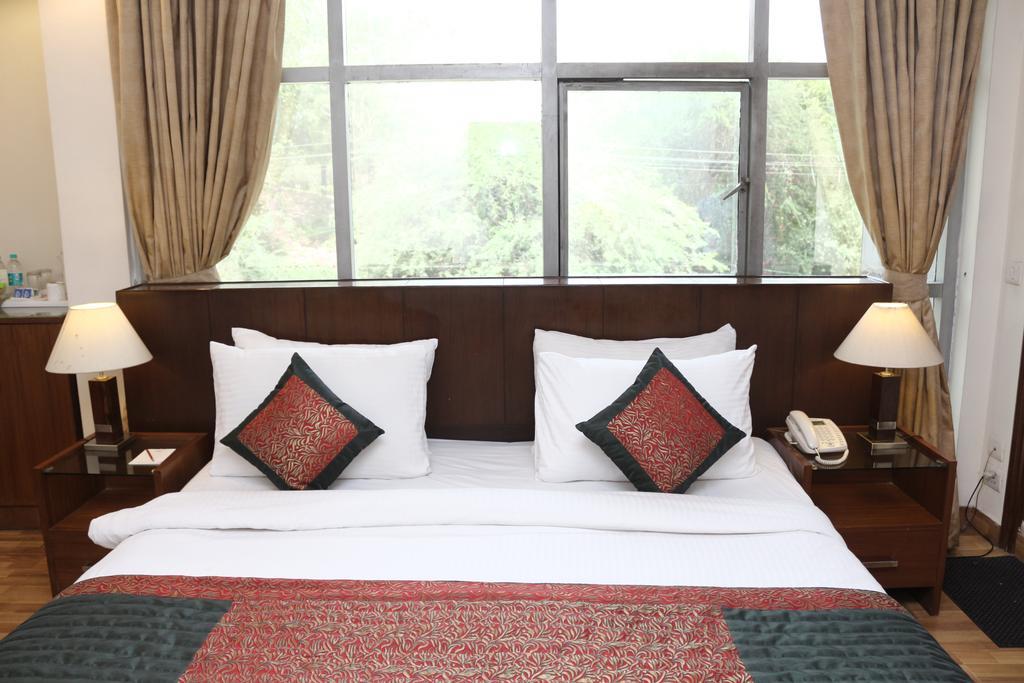 Fabhotel Goodwill Gk 1 New Delhi Exteriör bild