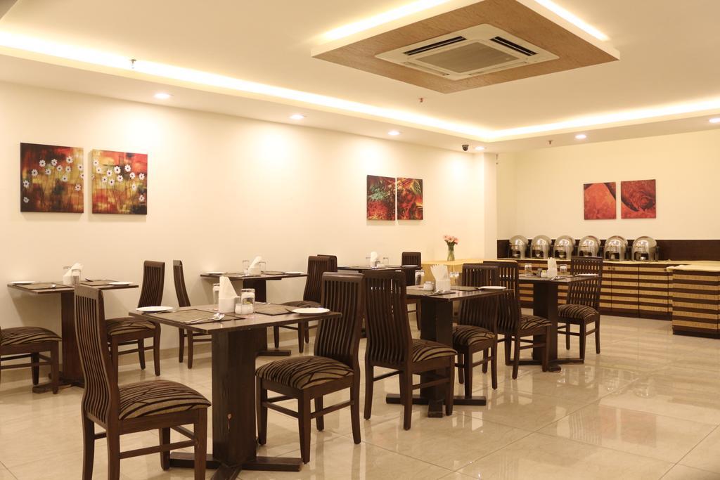 Fabhotel Goodwill Gk 1 New Delhi Exteriör bild